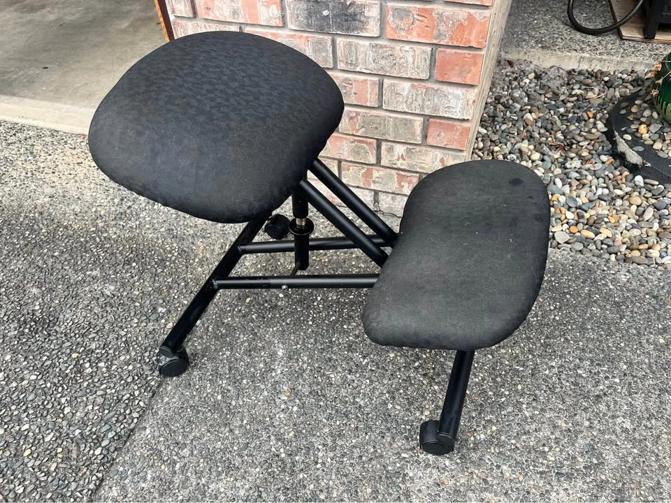 Ergonomic Kneeling office / desk Chair - photo 2