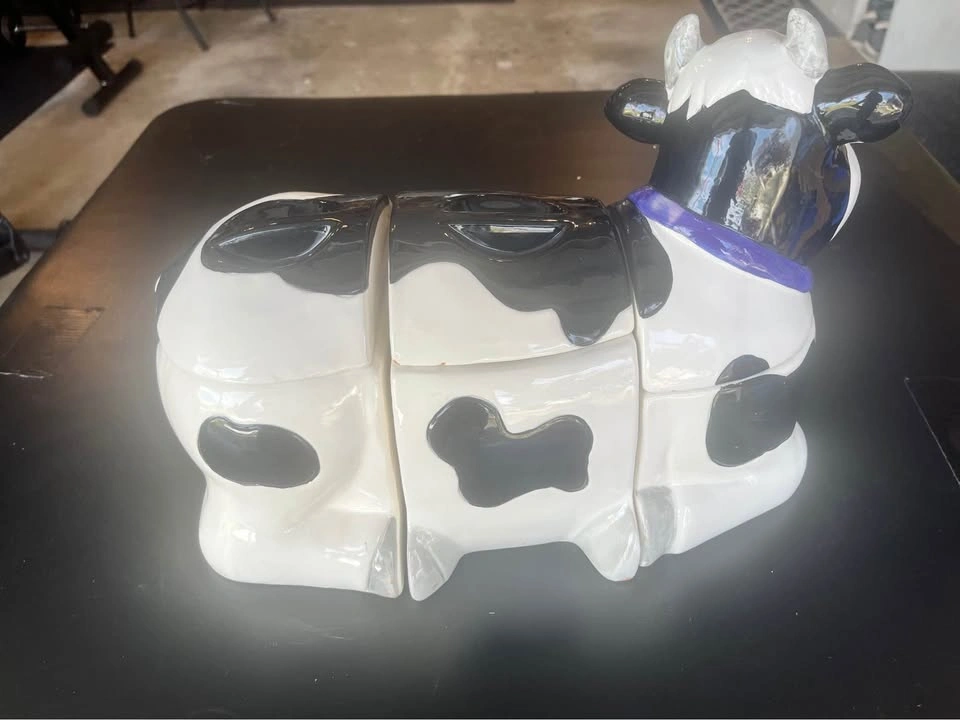 Vintage Benchmark NY 3-Piece Ceramic Cow Canister Set - photo 4