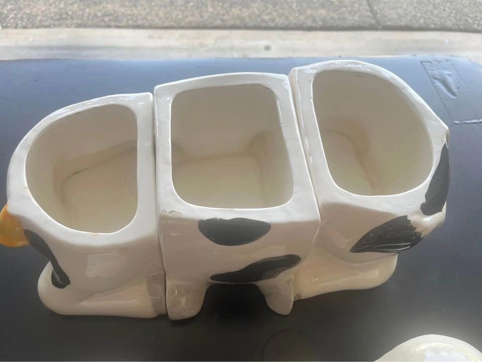 Vintage Benchmark NY 3-Piece Ceramic Cow Canister Set - photo 5