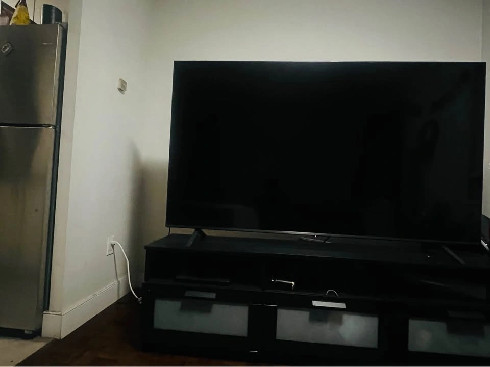 LG 75 inch 4K UHD Smart TV - photo 2