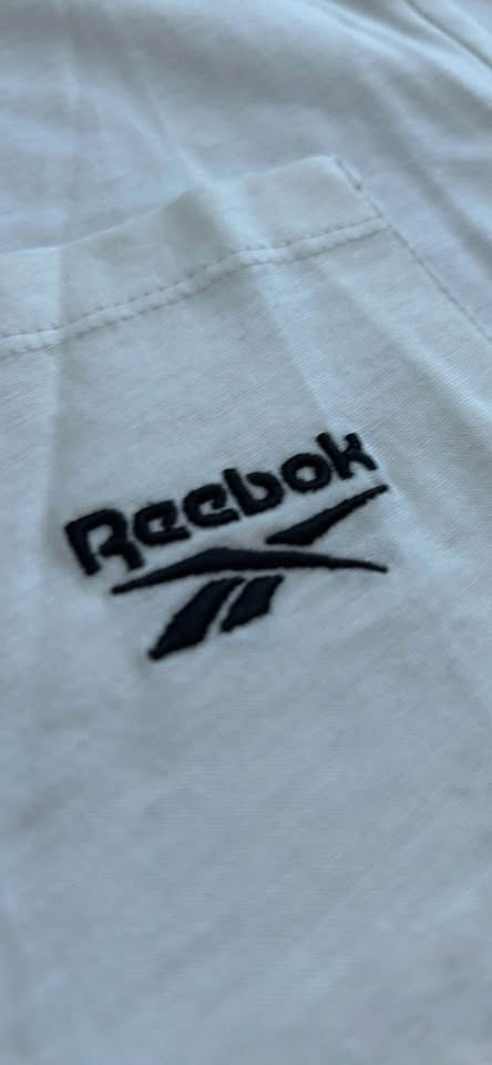Reebok women’s T-shirt L - photo 2