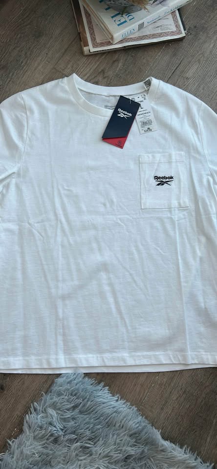 Reebok women’s T-shirt L - photo 5