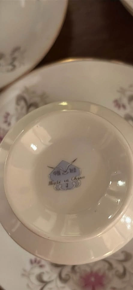 Vintage Floral China Teacup and Saucer Set - photo 2