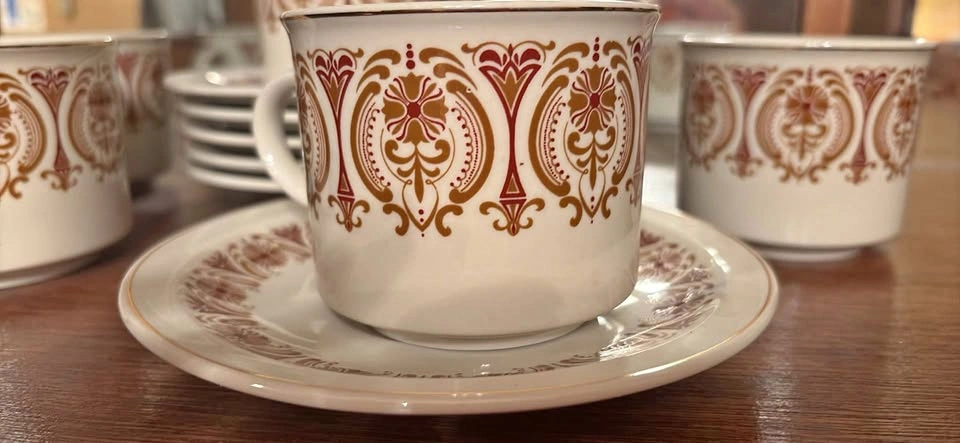 6 Vintage JAC Tea Cup and Saucer Set