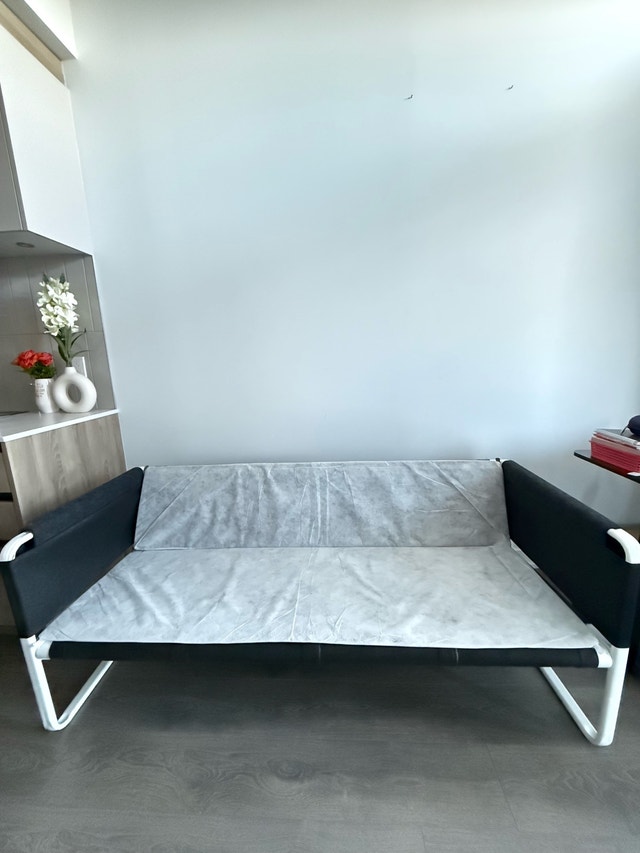 IKEA Knopparp Sofa – Excellent / Like New Condition - photo 2