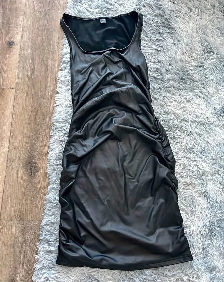 Black Leather Look Dress L thumbnail