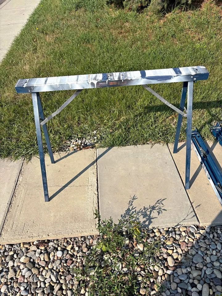 6 Mastercraft Folding Metal Sawhorses – $80