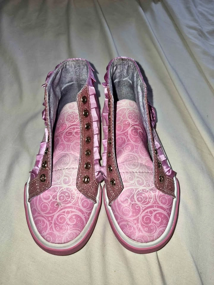 Wicked Glinda Upland Pink High Top Sneakers