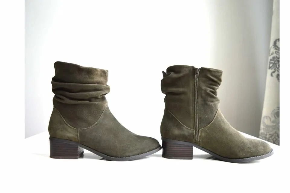 Aldo Womens's Boots- Excellent condition with original box image indicator(9)