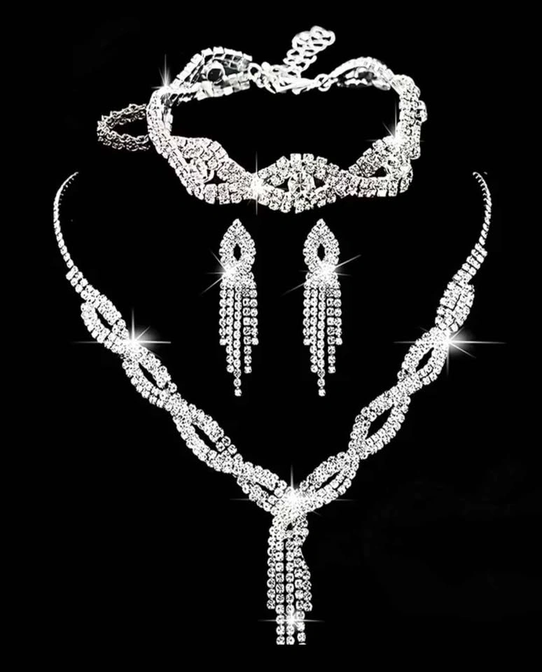 5-Piece Women’s Rhinestone Clutch & Jewelry Set - photo 2