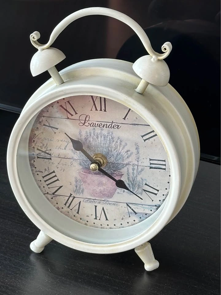 Vintage Style Lavender Table Clock - photo 2