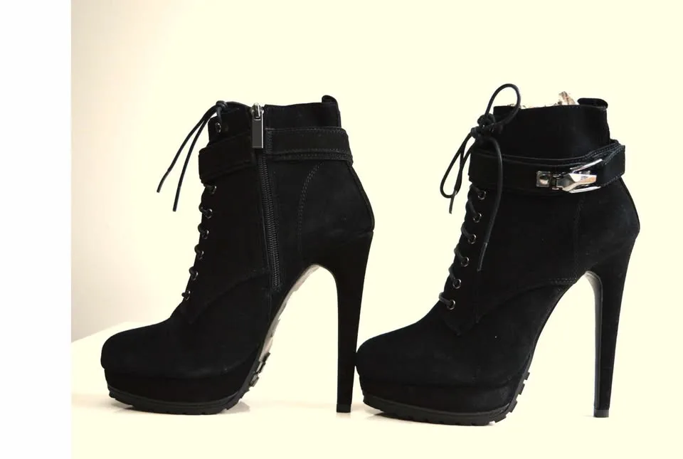 Aldo Sandals - Barely Used, Best Price ($20-$30) image indicator(5)