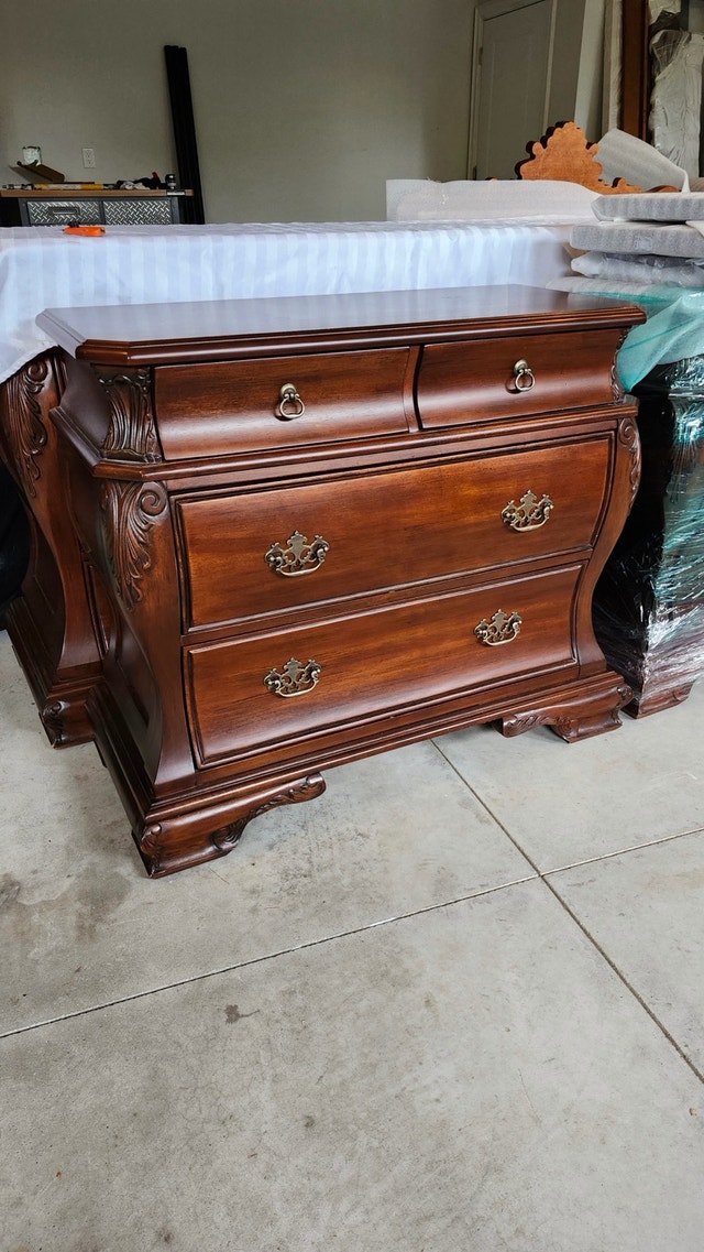 Nightstand - photo 3