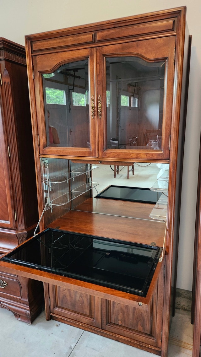 Vintage Solid Wood Bar Cabinet - photo 2