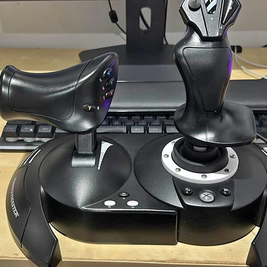 Thrustmaster T-Flight HOTAS One - Flight Controls