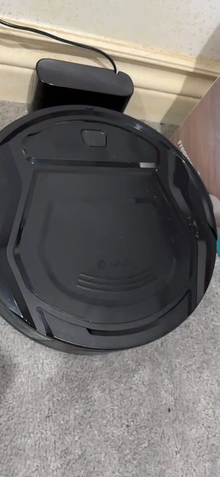 LeFant Robot Vacuum Cleaner - photo 2