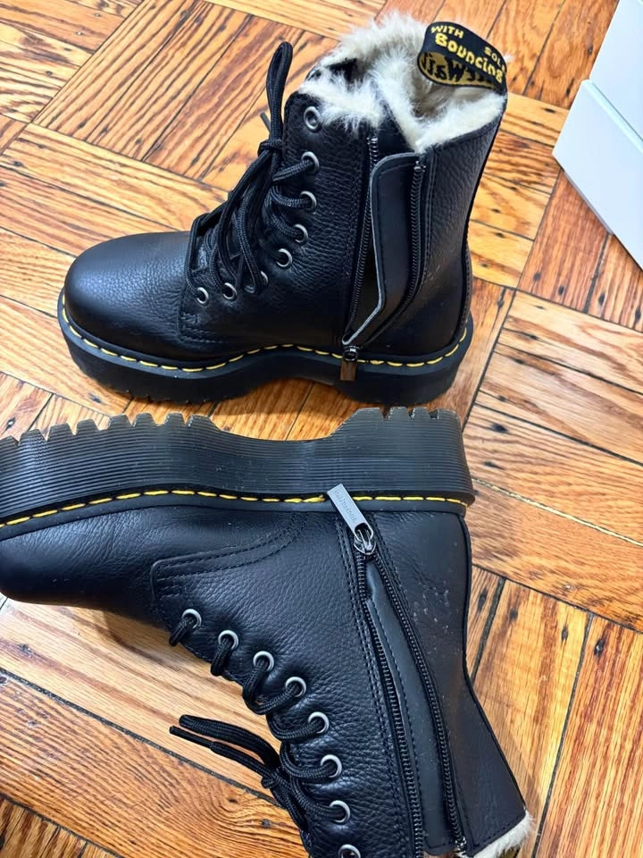 Dr. Martens Black Leather Boots - US Women's Size 5 - photo 3