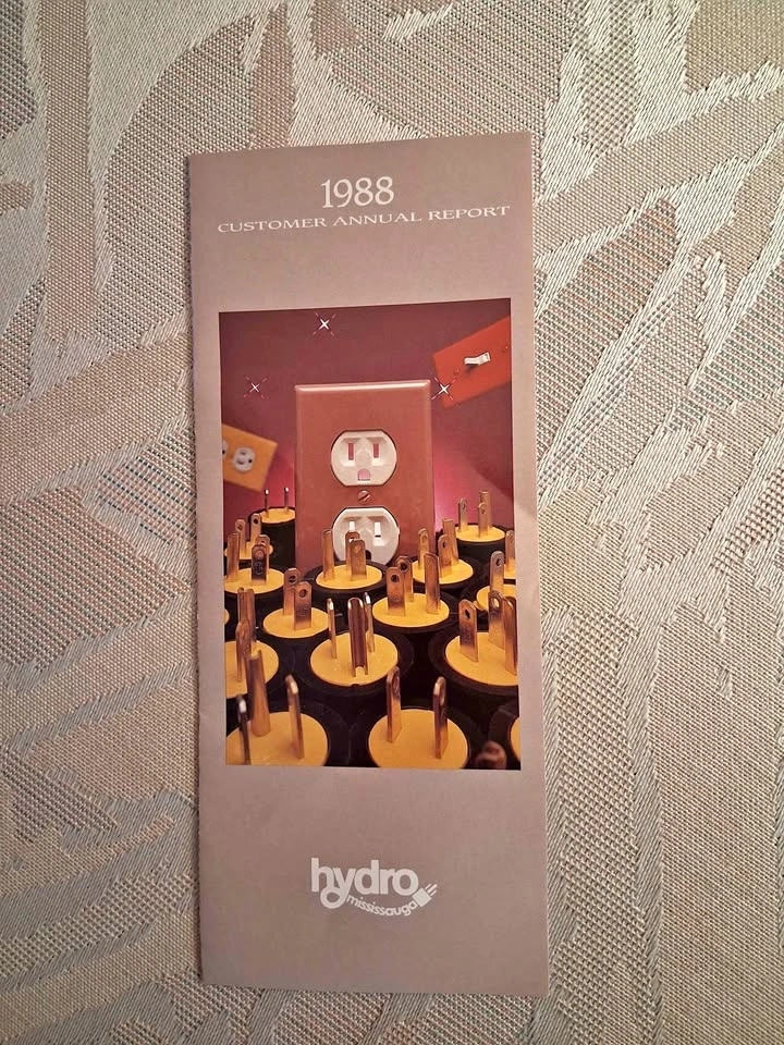 Vintage 1988 Mississauga Hydro Customer Annual Report Booklet