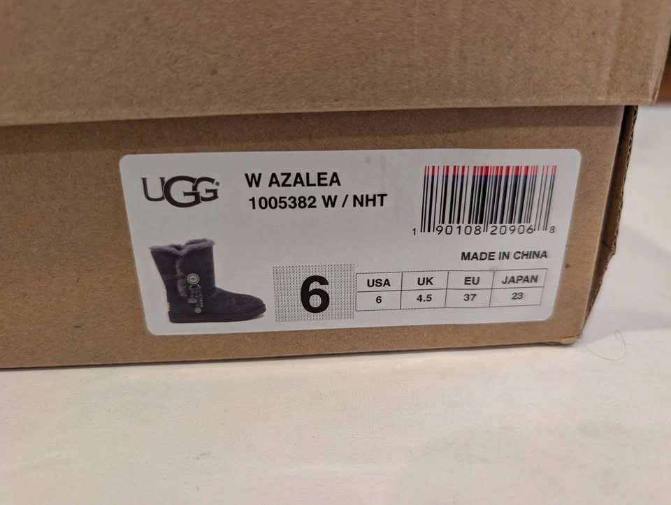 UGG Australia Azalea Purple Boot Women’s Size 6 - photo 2