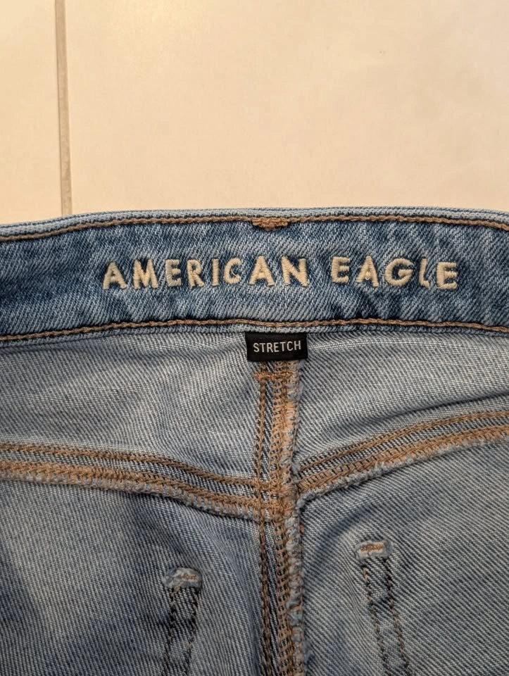 American Eagle Stretch Mom Jeans Light Blue Distressed Size 4 Sh - photo 2