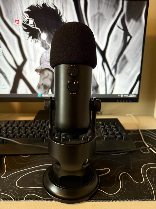 Logitech Blue Yeti USB Microphone - photo 3