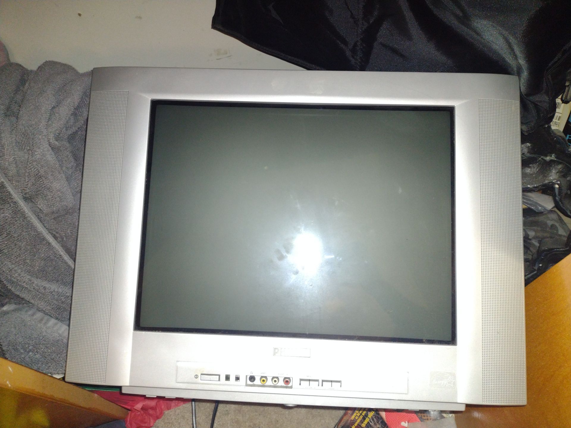 Philips CRT Television - photo 2