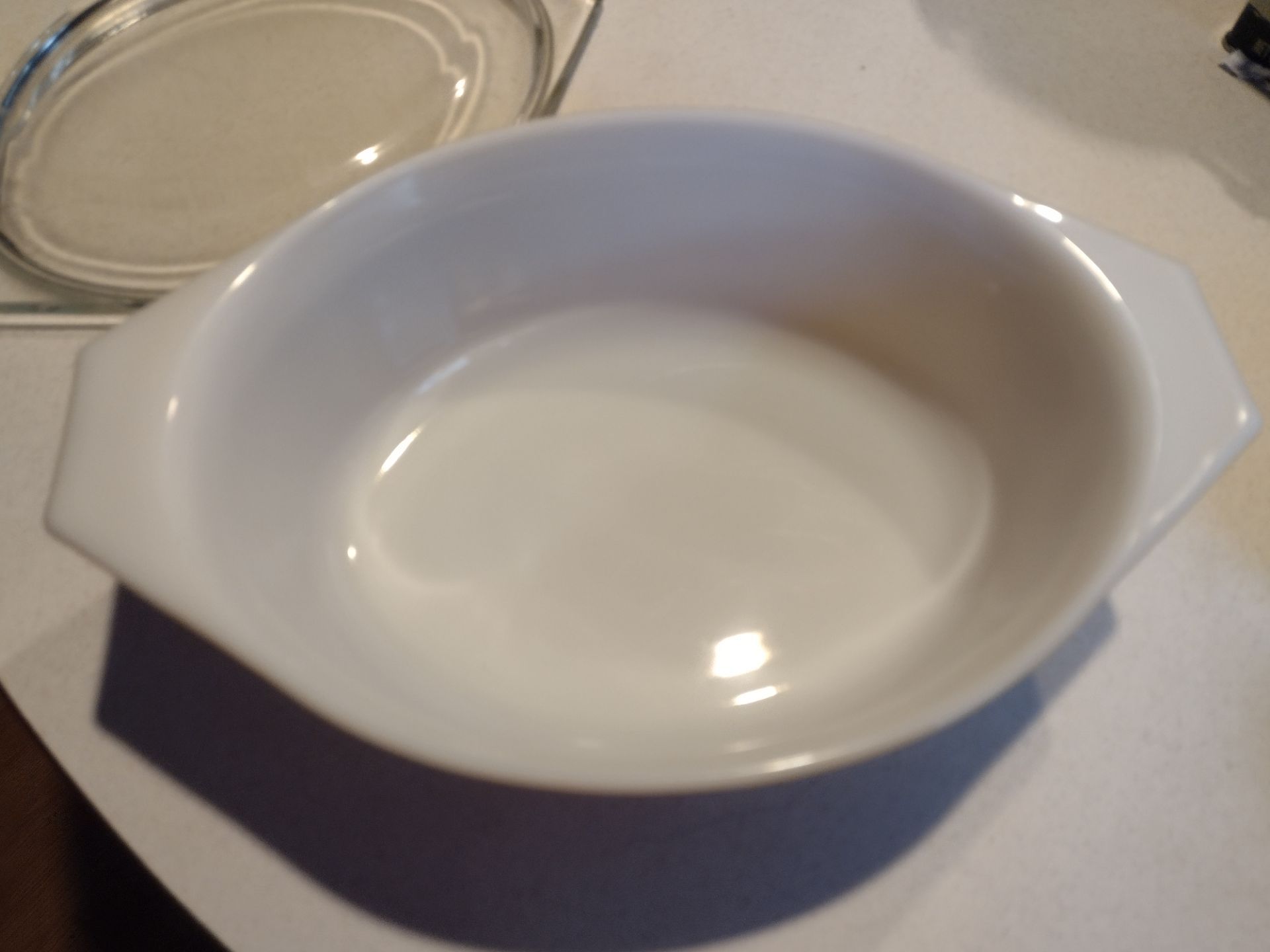 Pyrex Butterfly Gold Casserole Dish with Lid - photo 3