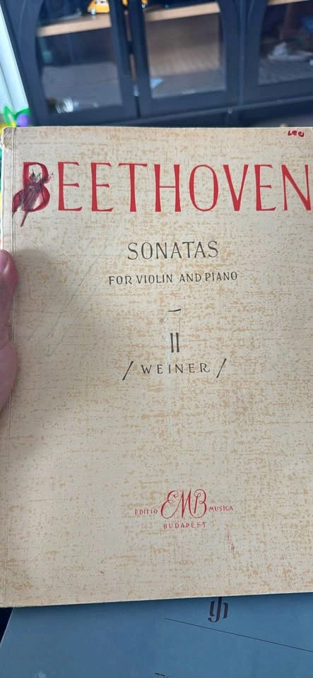 Beethoven Sonatas for Violin and Piano - Editio Musica Budapest