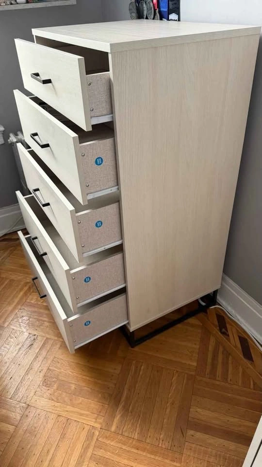 Matching pair of Dressers/Chest of Drawers (2) - photo 2