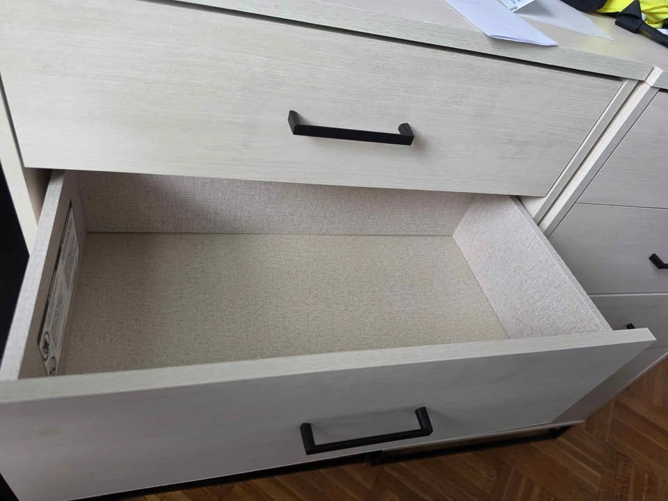 Matching pair of Dressers/Chest of Drawers (2) - photo 3