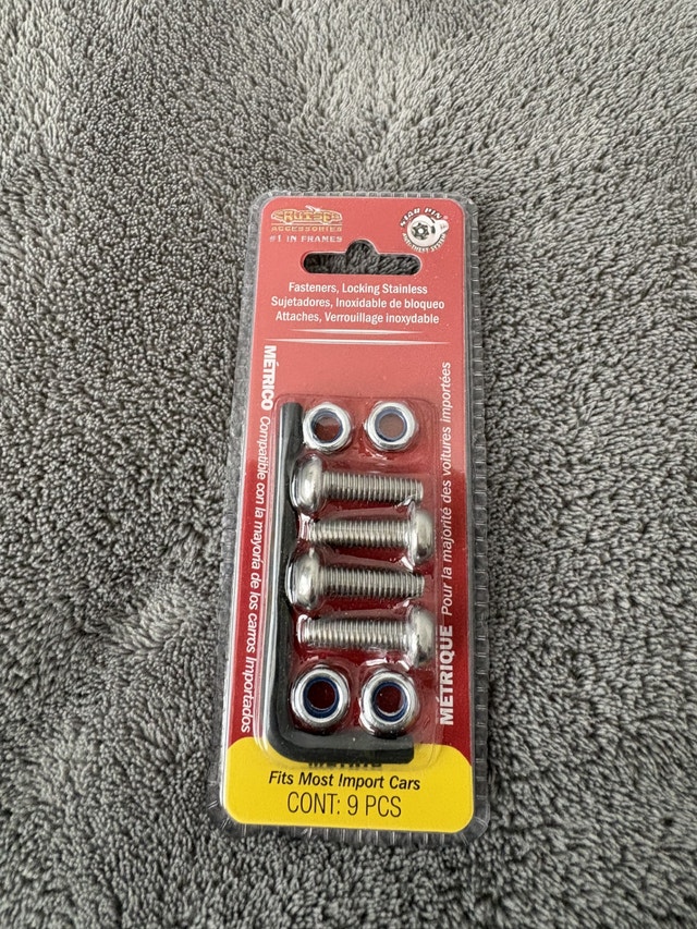 Cruiser Metric Star-Pin License Plate Fastener Kit