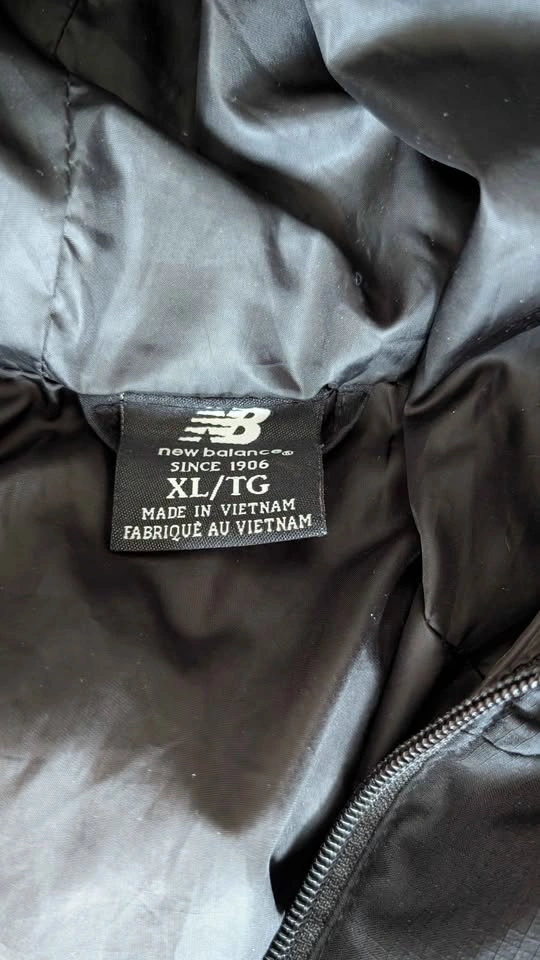New balance boys x large jacket - photo 3