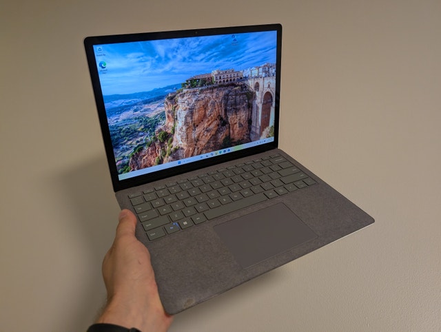 Microsoft Surface Laptop 4 i7/16GB/512GB Touchscreen