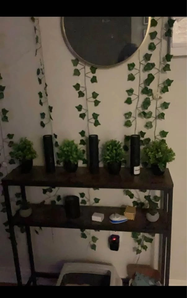 Entryway table - photo 2