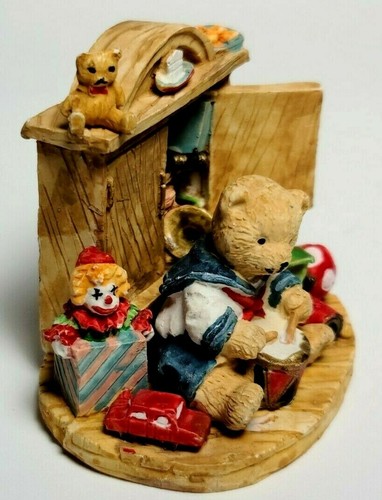 Leonardo Bear Figurine with Toy Chest - photo 3