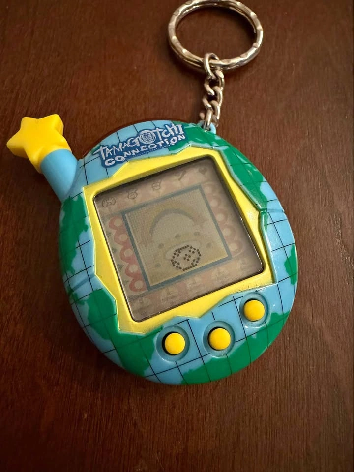 Tamagotchi Connection V4.5 Globe Pattern with Star Antenna
