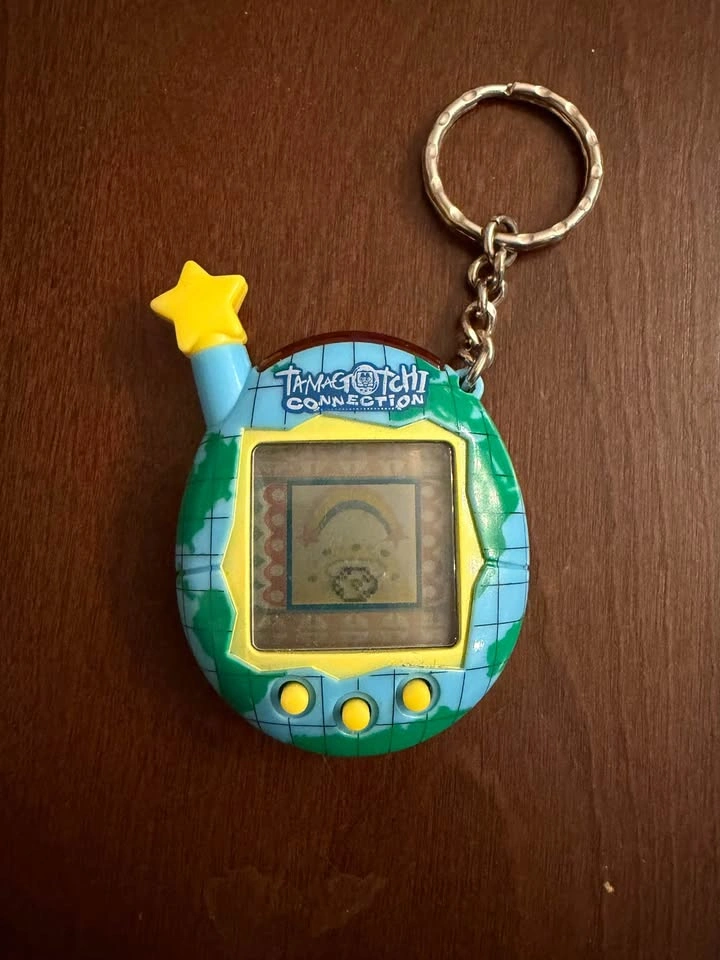 Tamagotchi Connection V4.5 Globe Pattern with Star Antenna - photo 3