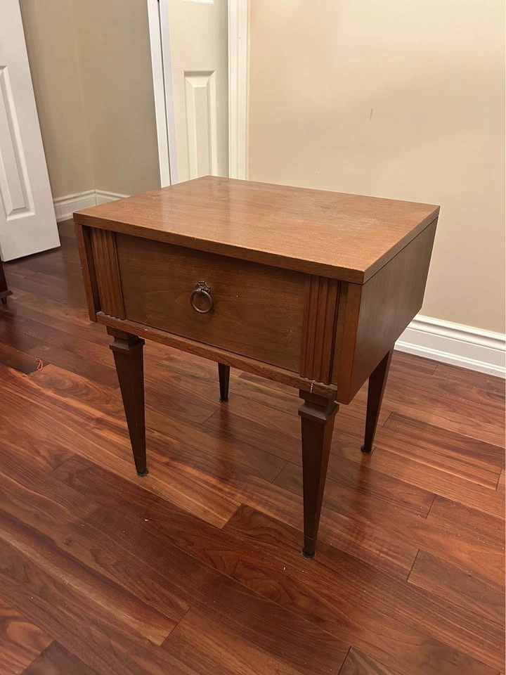 Vintage Solid Wood Bedside Tables - photo 5