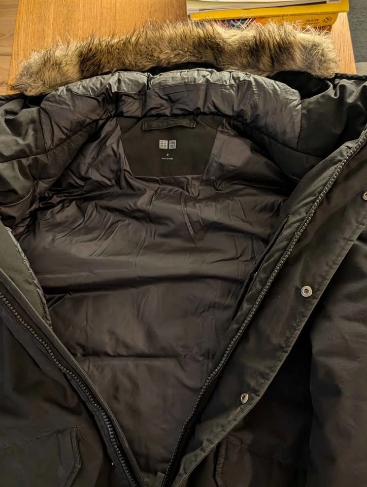 Uniqlo Men's Parka with Fur Hood - photo 2