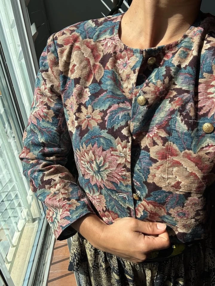 Vintage Floral Tapestry Cropped Jacket - photo 2