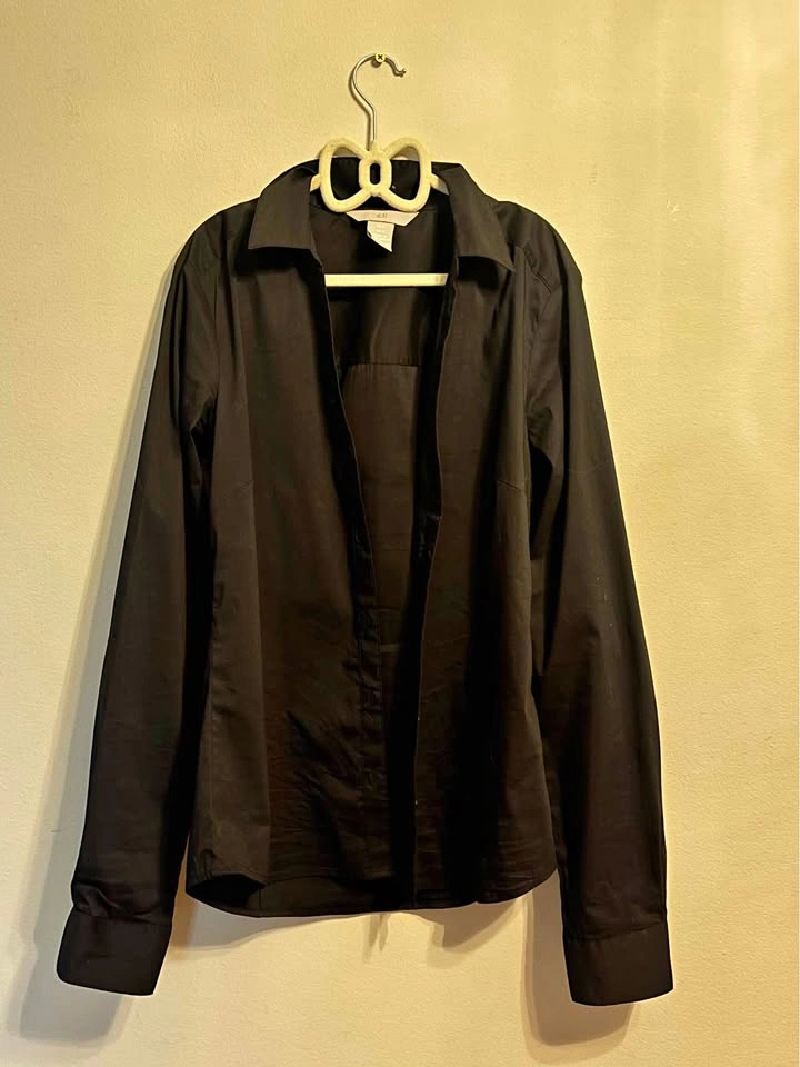 H&M Long Sleeve Button-Down Shirt Black