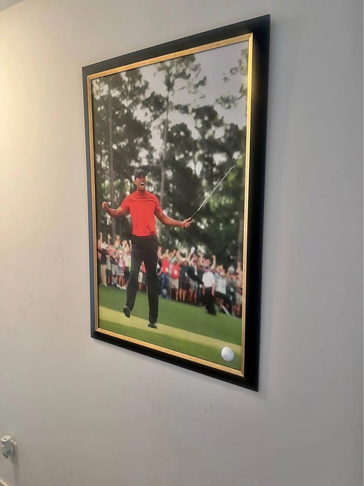 Tiger Woods Masters Celebration Framed Picture with replica Sign