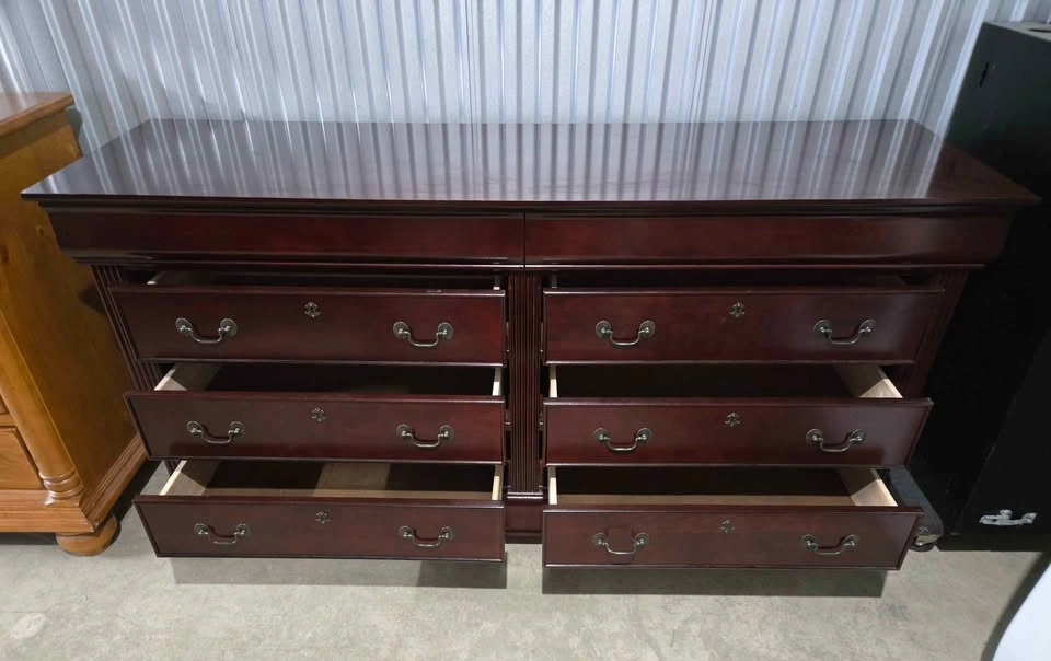 Dark Wood 6-Drawer Dresser - photo 2
