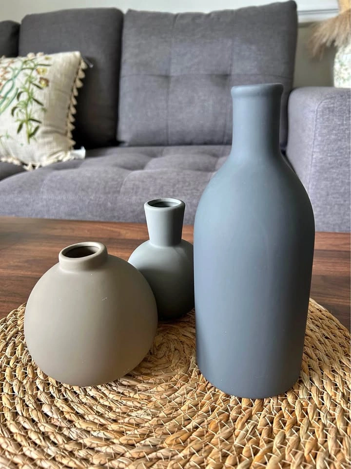 OOIT set of 3 ceramic vases
