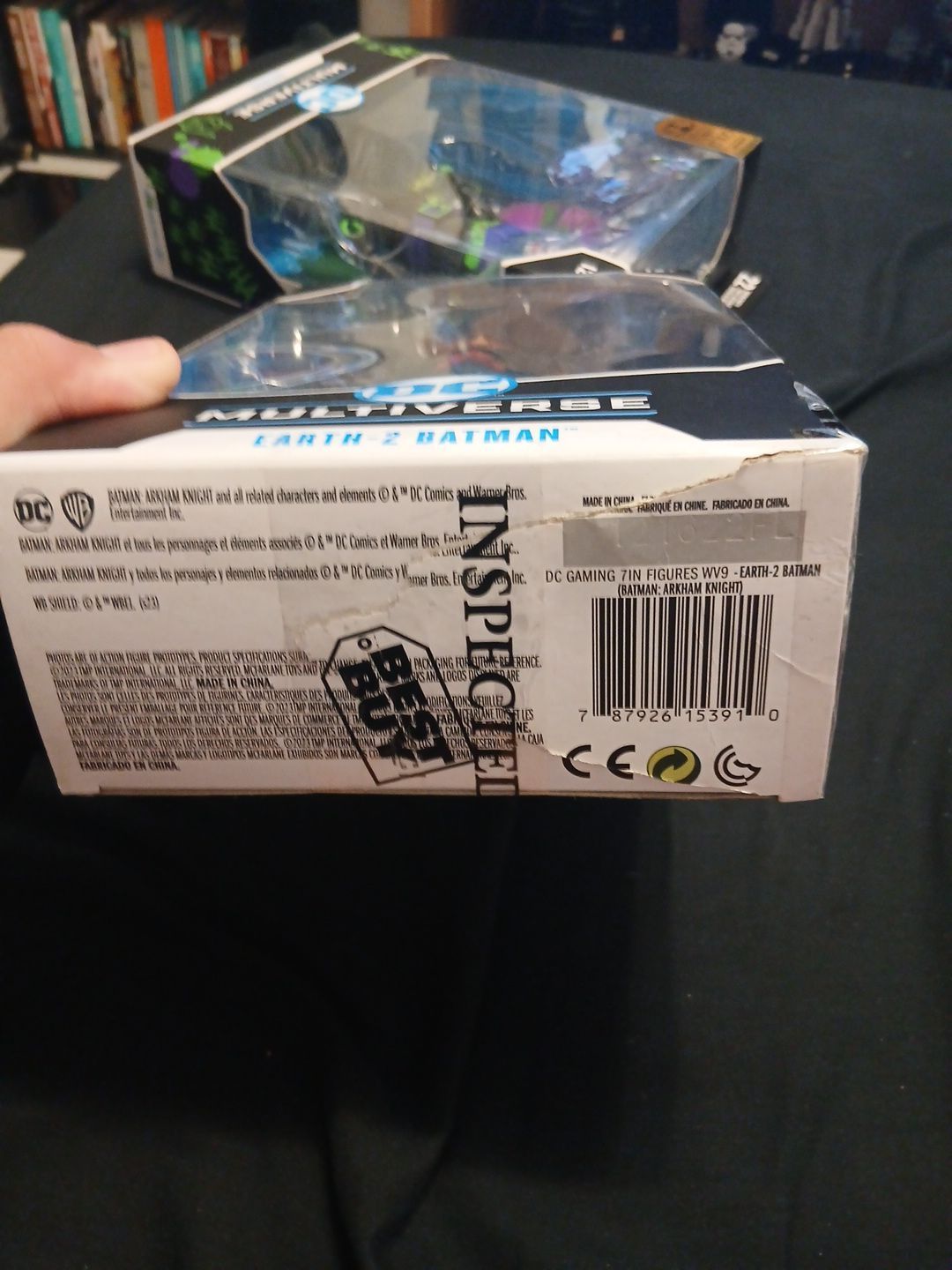 DC Multiverse Earth-2 Batman Action Figure - photo 2