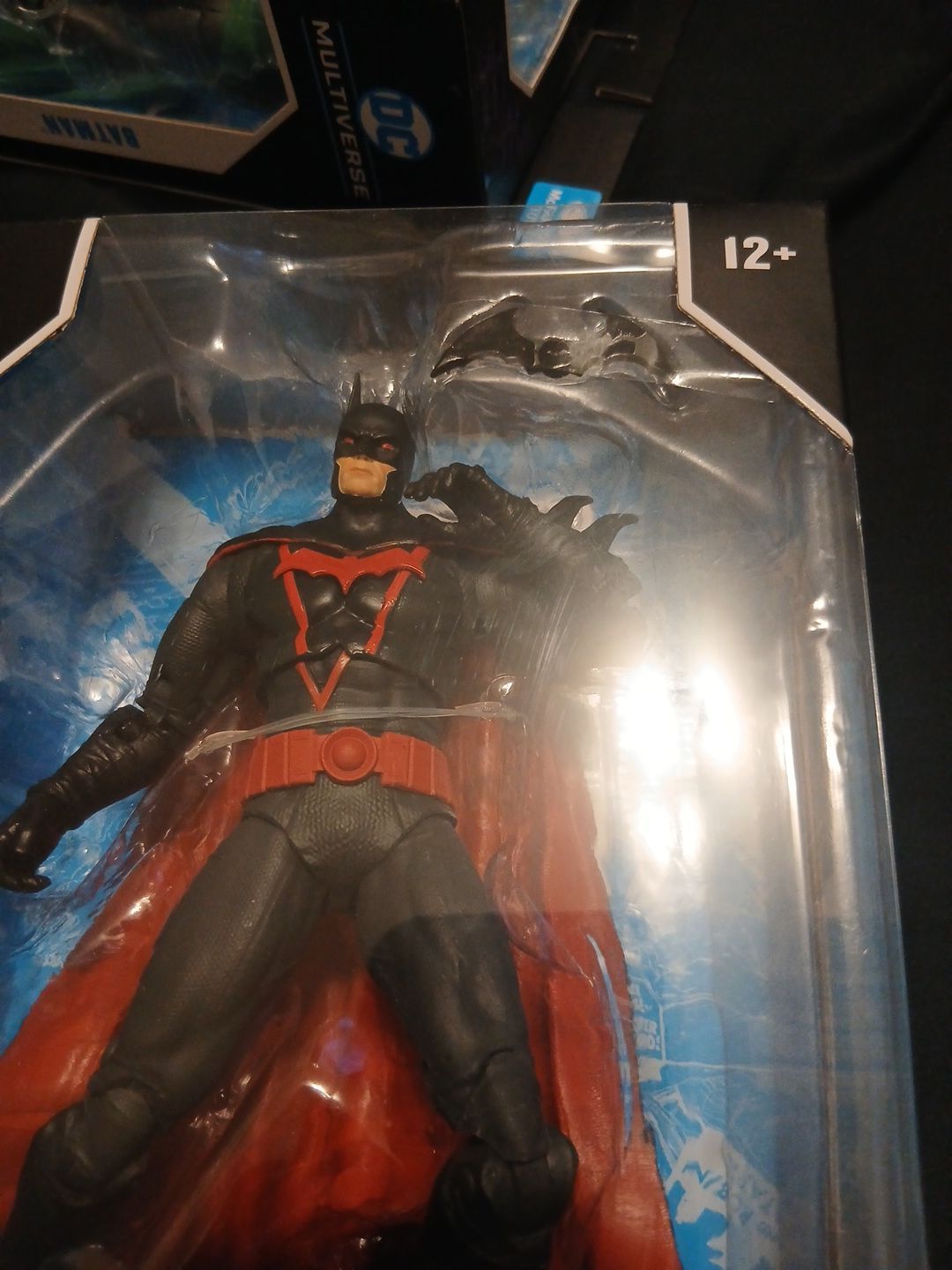 DC Multiverse Earth-2 Batman Action Figure - photo 5