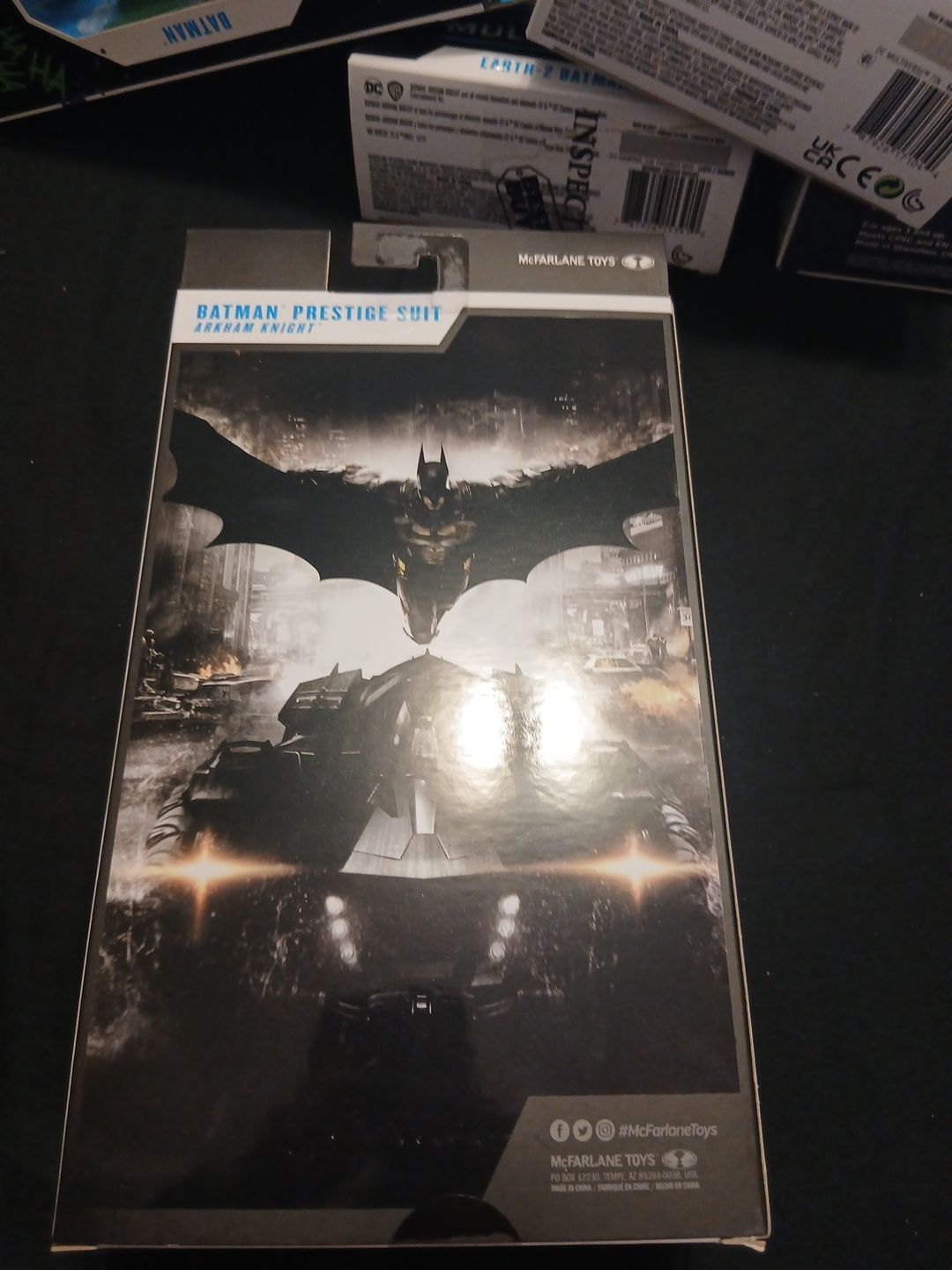 DC Multiverse Batman Prestige suit - photo 4