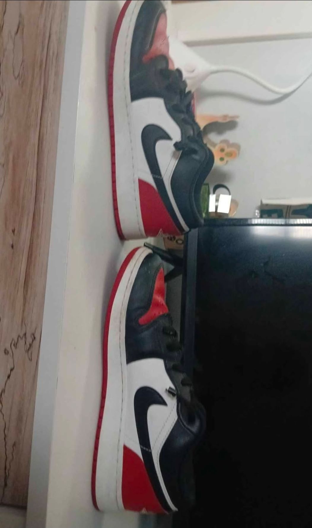 Red Air Jordans with Tieless laces size 7 y - photo 3