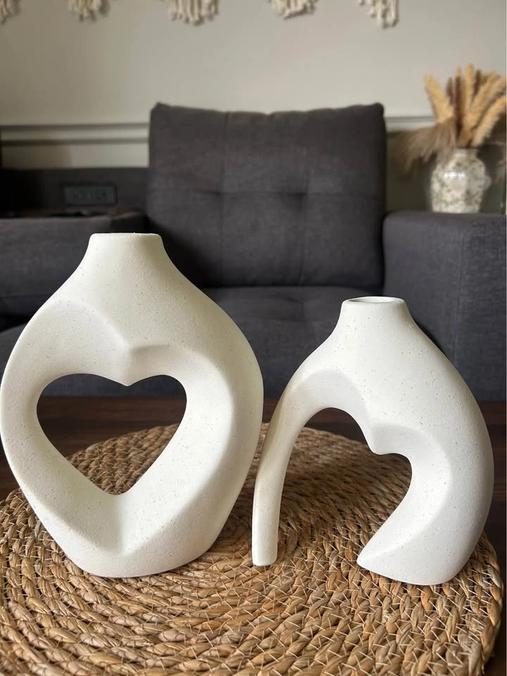 Set of 2 heart vases - photo 2