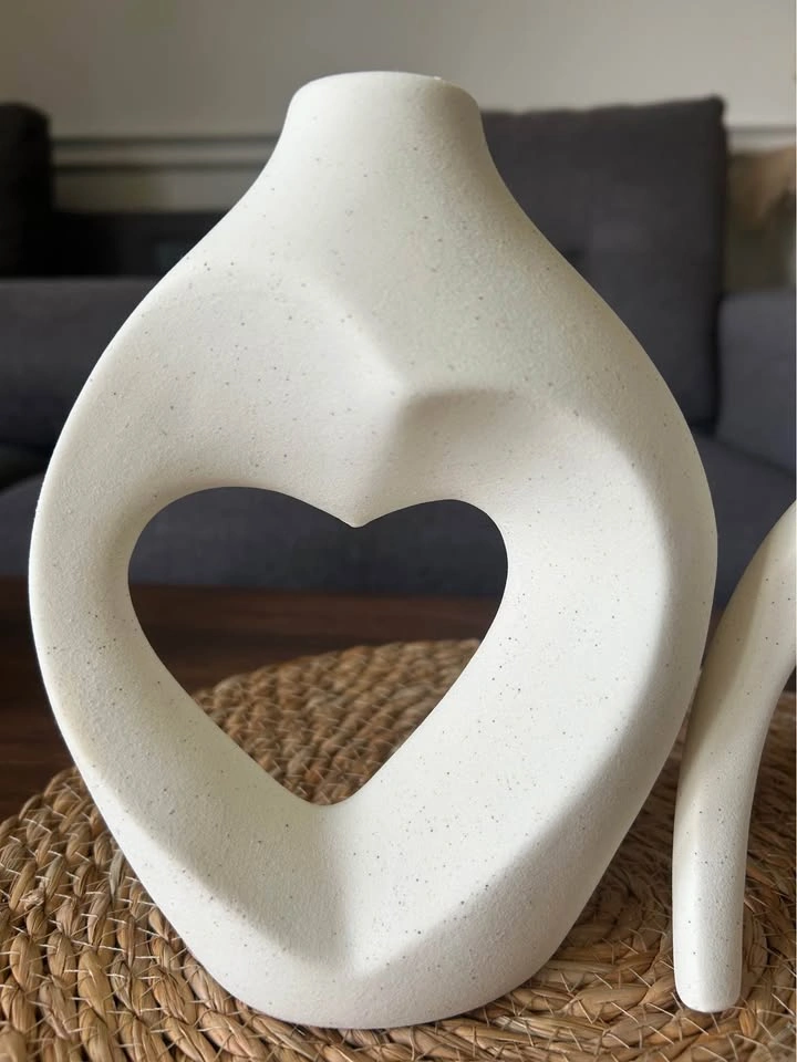 Set of 2 heart vases - photo 3
